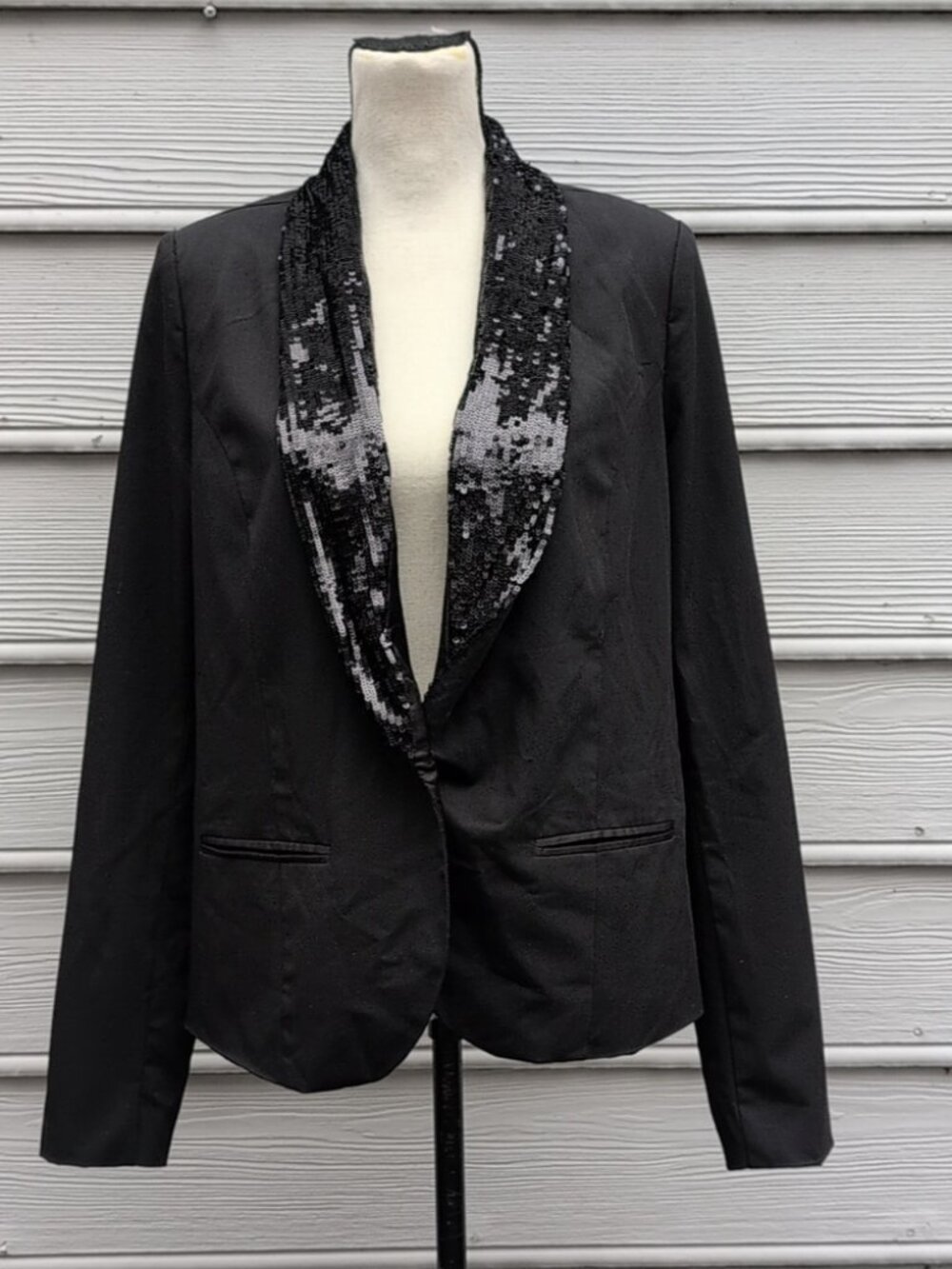 NWT Forever 21 Black Blazer | Sequin Lapel Black Blazer